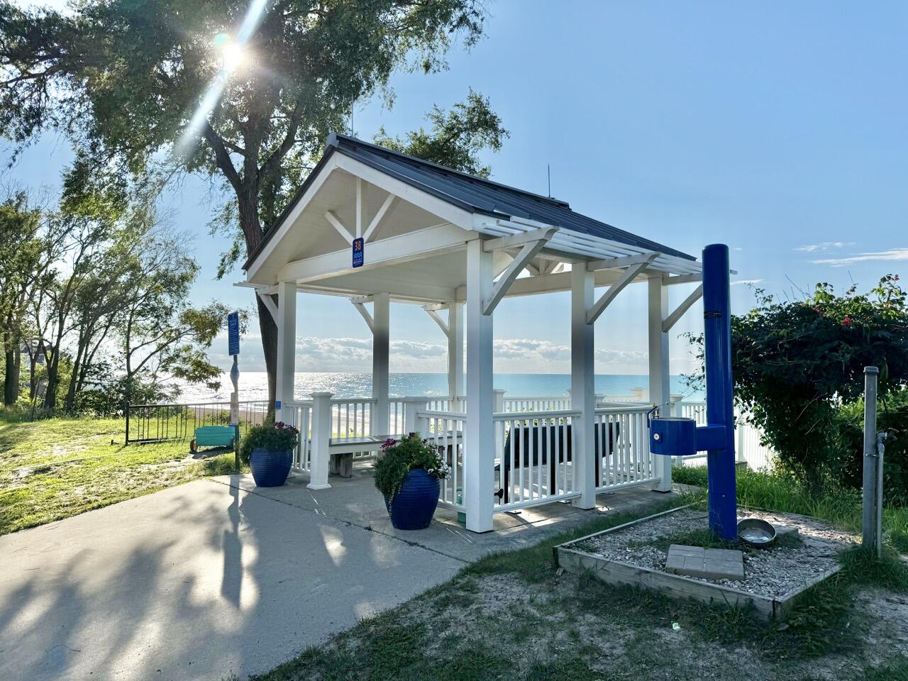 Michiana Shores, Indiana, 46360, United States, 5 Bedrooms Bedrooms, ,4 BathroomsBathrooms,Residential,For Sale,1949684