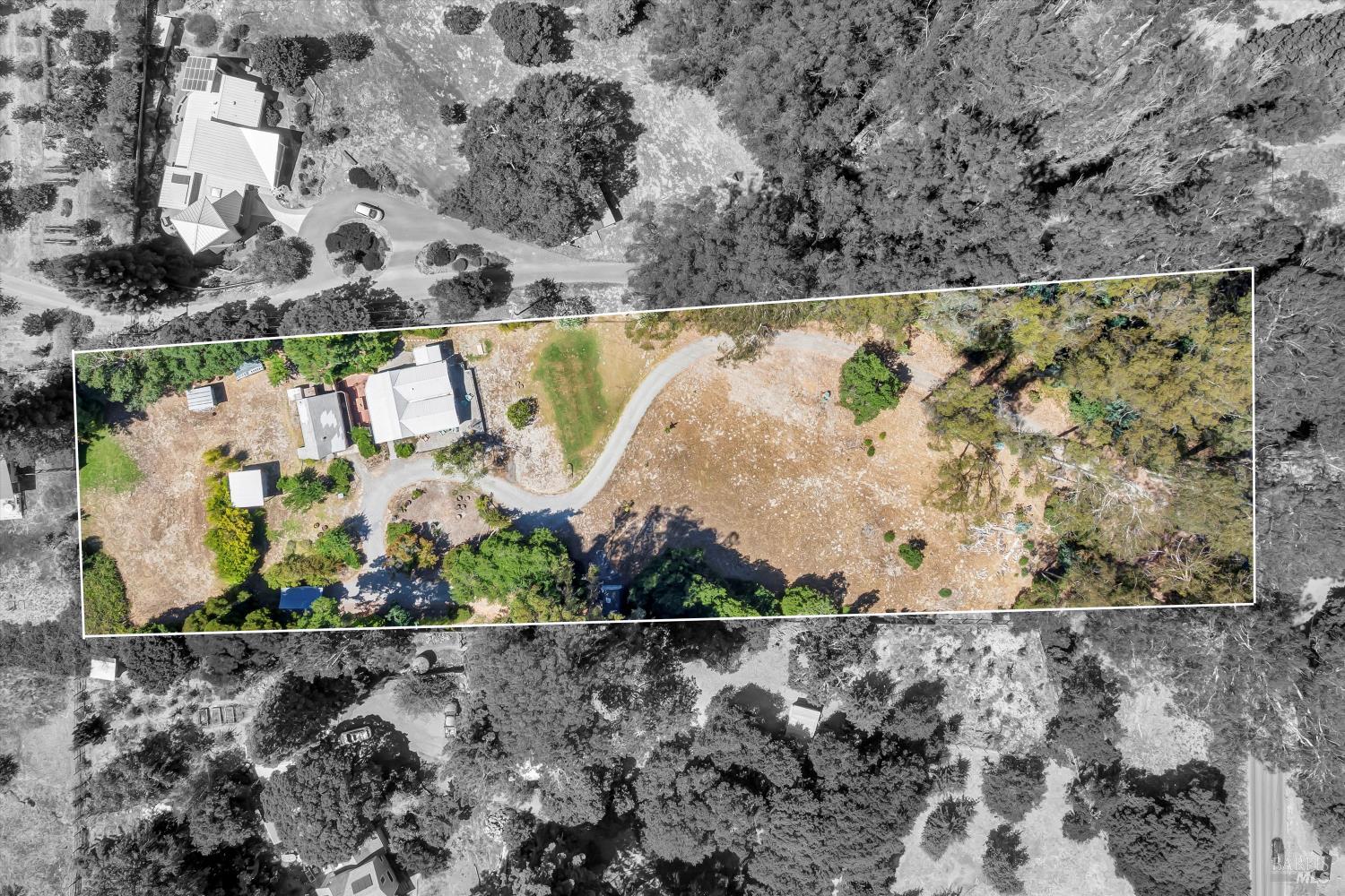 Sebastopol, California, 95472, United States, 2 Bedrooms Bedrooms, ,2 BathroomsBathrooms,Residential,For Sale,1913141