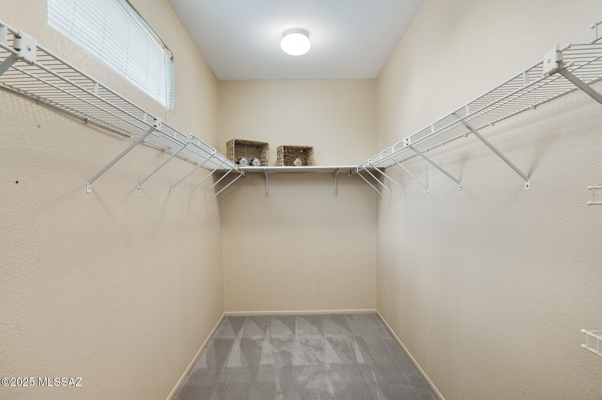 Oro Valley, Arizona, 85755, United States, 2 Bedrooms Bedrooms, ,2 BathroomsBathrooms,Residential,For Sale,1959033