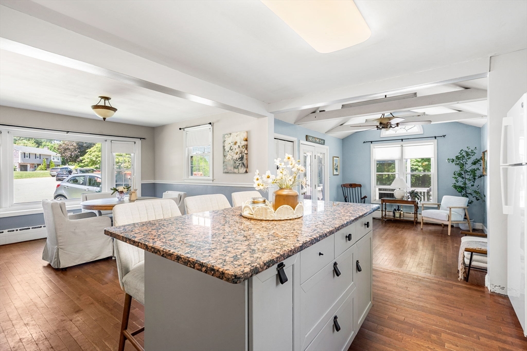 Lowell, Massachusetts, 01852, United States, 5 Bedrooms Bedrooms, ,4 BathroomsBathrooms,Residential,For Sale,1874290