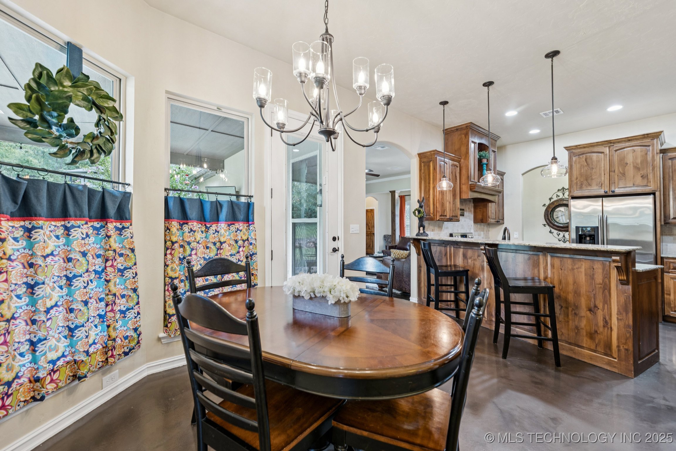 Sapulpa, Oklahoma, 74066, United States, 4 Bedrooms Bedrooms, ,4 BathroomsBathrooms,Residential,For Sale,1940003