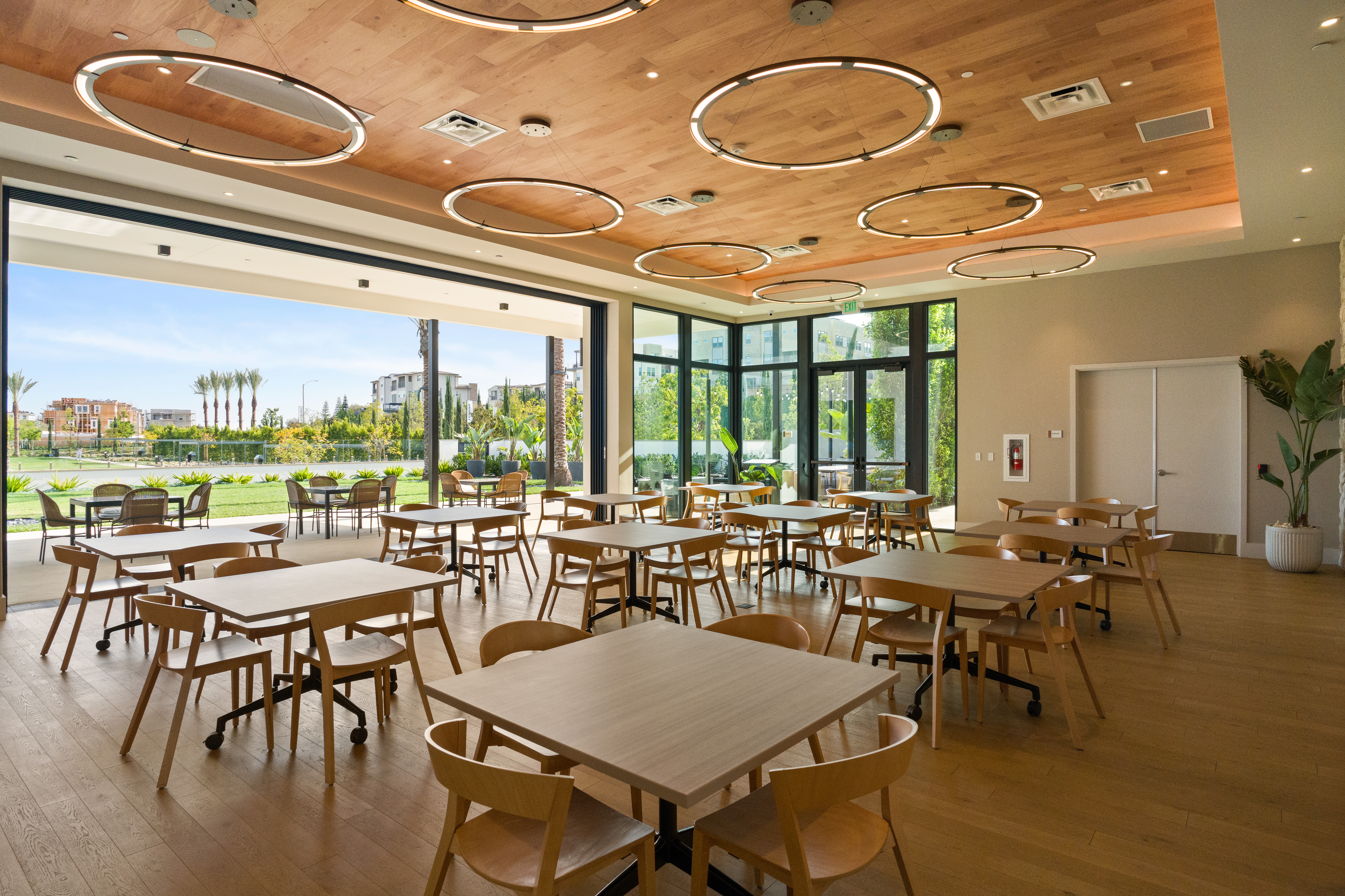  888 Poppy Court, Montebello, CA 90640 - 物件實景