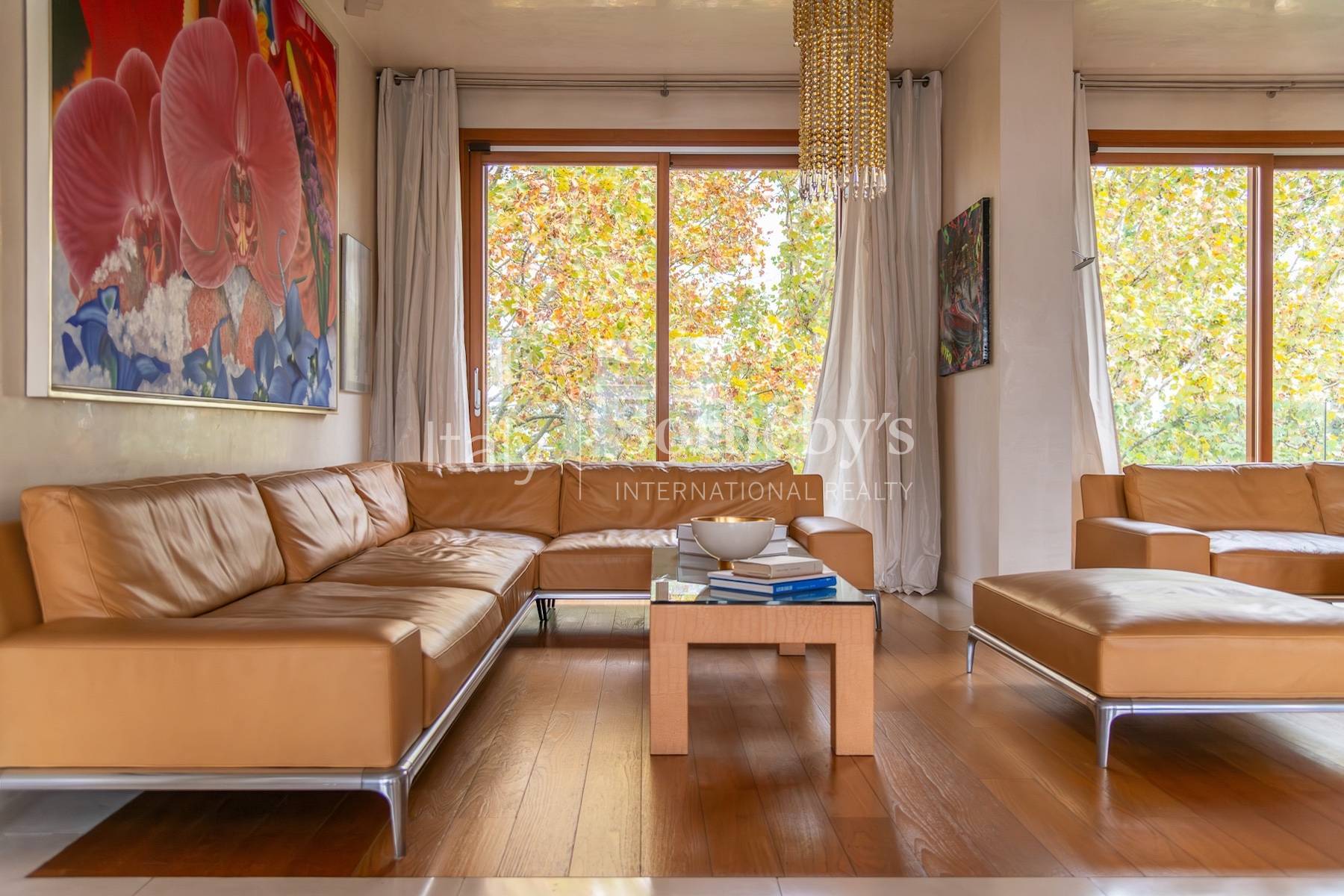  Elegant and bright penthouse in central area - 物件實景