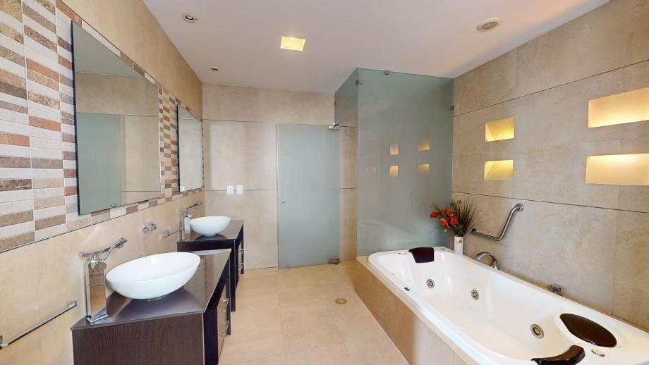 Naucalpan de Juárez, Estado de méxico, 53283, Mexico, 4 Bedrooms Bedrooms, ,4 BathroomsBathrooms,Residential,For Sale,1694568
