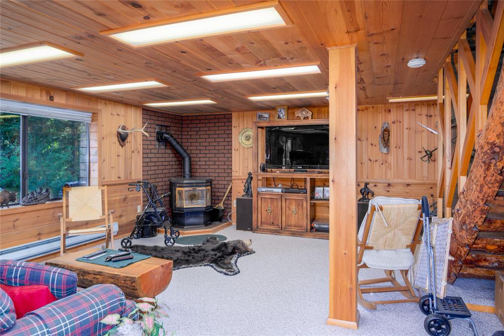 Troy, Montana, 59935, United States, 5 Bedrooms Bedrooms, ,3 BathroomsBathrooms,Residential,For Sale,1982632