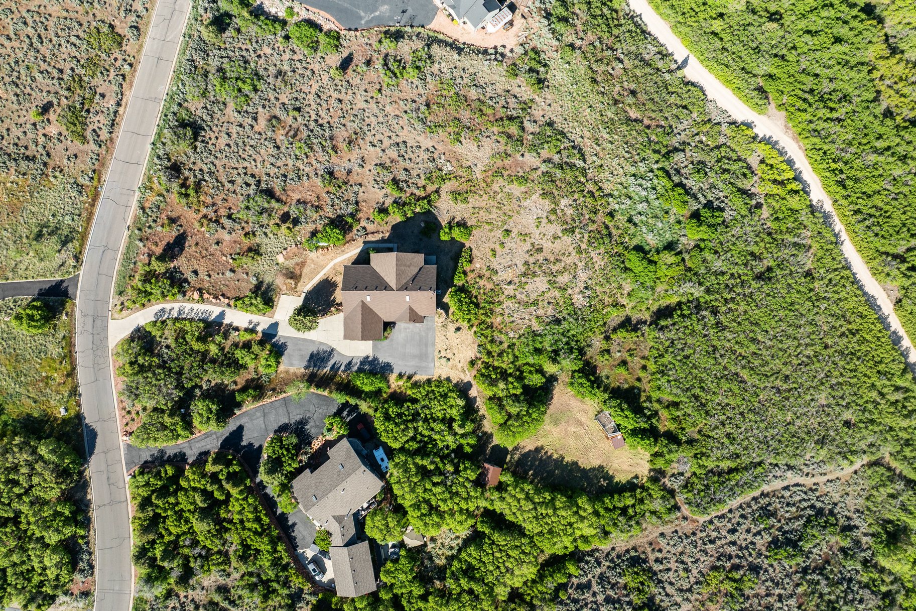  The Ultimate Multi-Generational Mountain Retreat Backing to 500 Acres of Open Sp - 物件實景