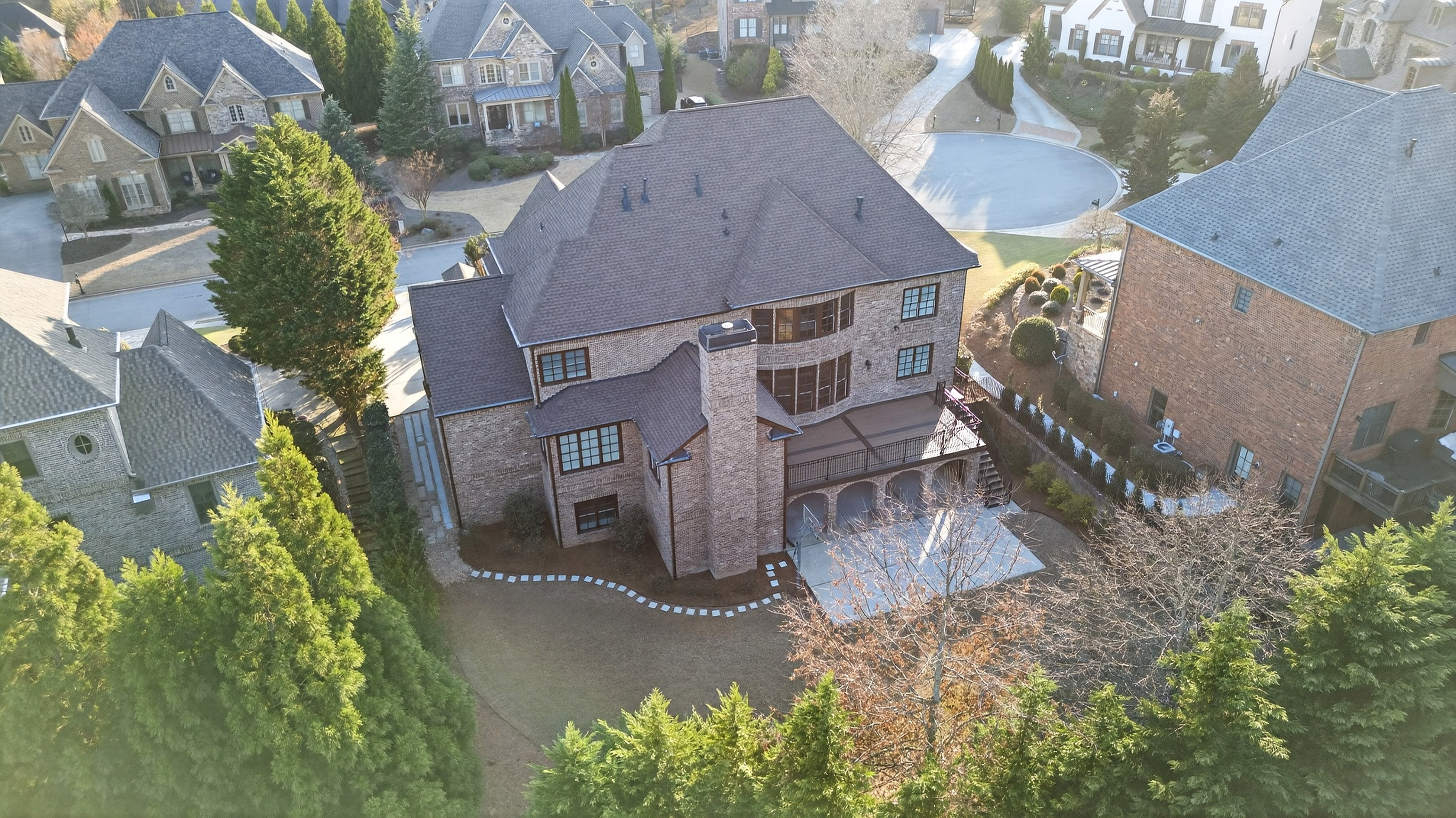  Elegant Home Offering Luxury, Functionality, and Privacy - 物件實景