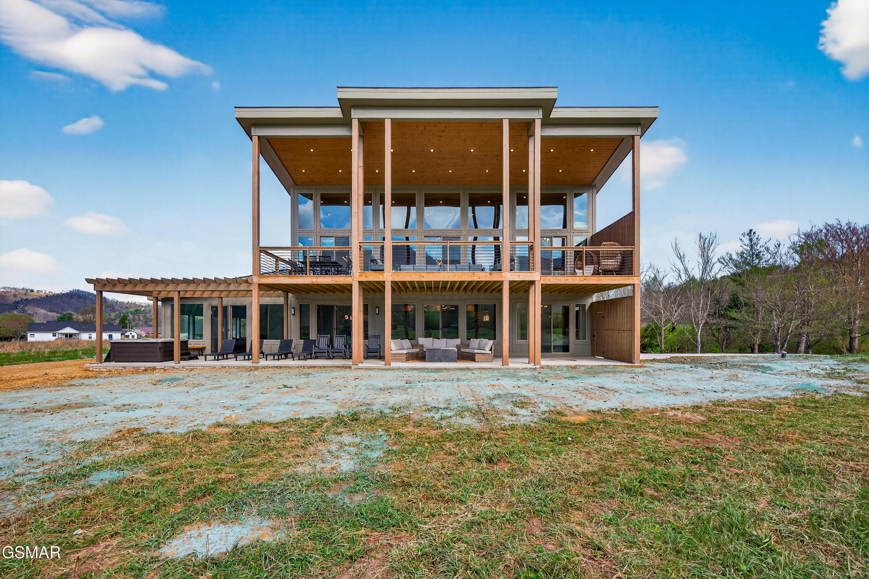Sevierville, Tennessee, 37862, United States, 5 Bedrooms Bedrooms, ,7 BathroomsBathrooms,Residential,For Sale,2035739