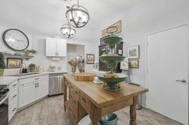 La Quinta, California, 92253, United States, 3 Bedrooms Bedrooms, ,2 BathroomsBathrooms,Residential,For Sale,1996632