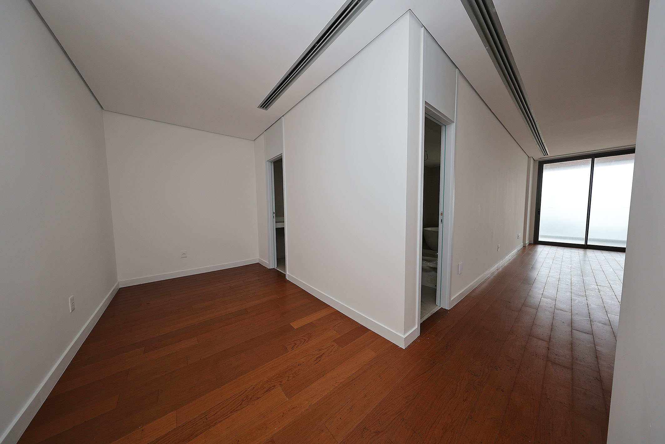  Elegant four-suite residence in a full-service residential condominium - 物件實景