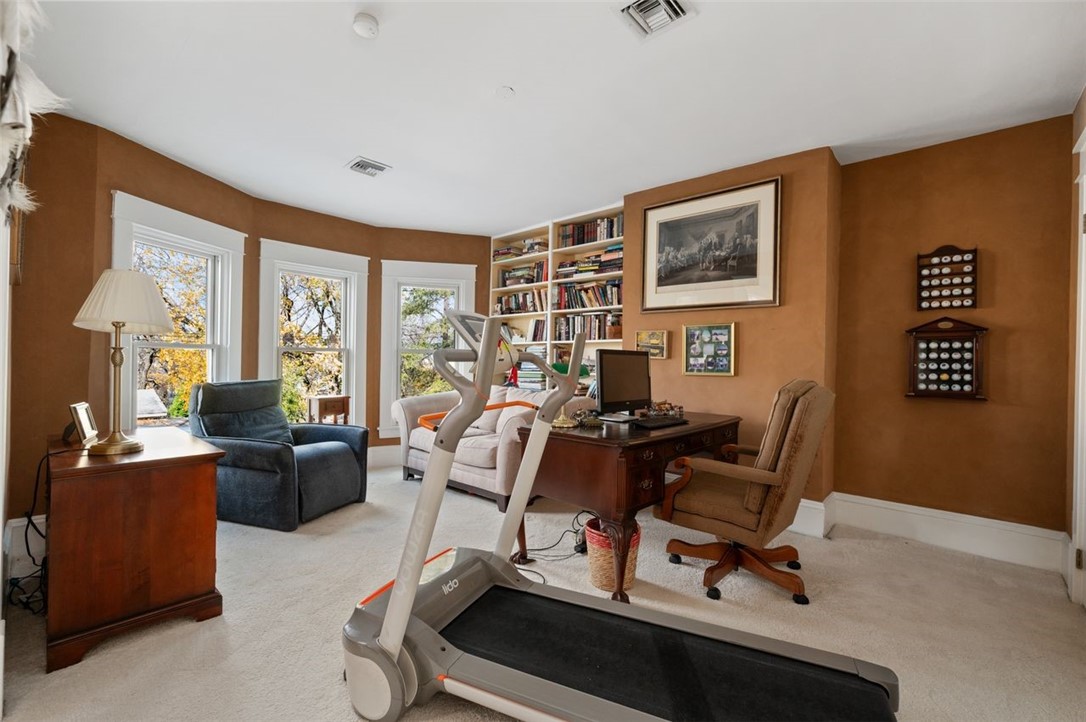 Squirrel Hill, Pennsylvania, 15217, United States, 5 Bedrooms Bedrooms, ,4 BathroomsBathrooms,Residential,For Sale,1991215