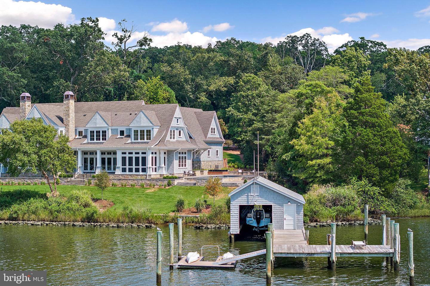 Annapolis, Maryland, 21403, United States, 4 Bedrooms Bedrooms, ,6 BathroomsBathrooms,Residential,For Sale,1940452