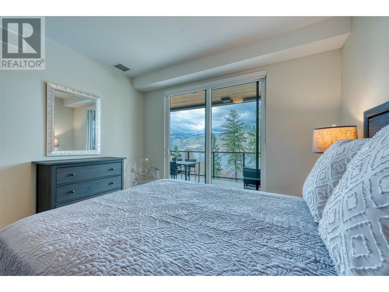 LAKE COUNTRY, British Columbia, V4V 0C4, CA, 2 Bedrooms Bedrooms, ,2 BathroomsBathrooms,Residential,For Sale,1896027