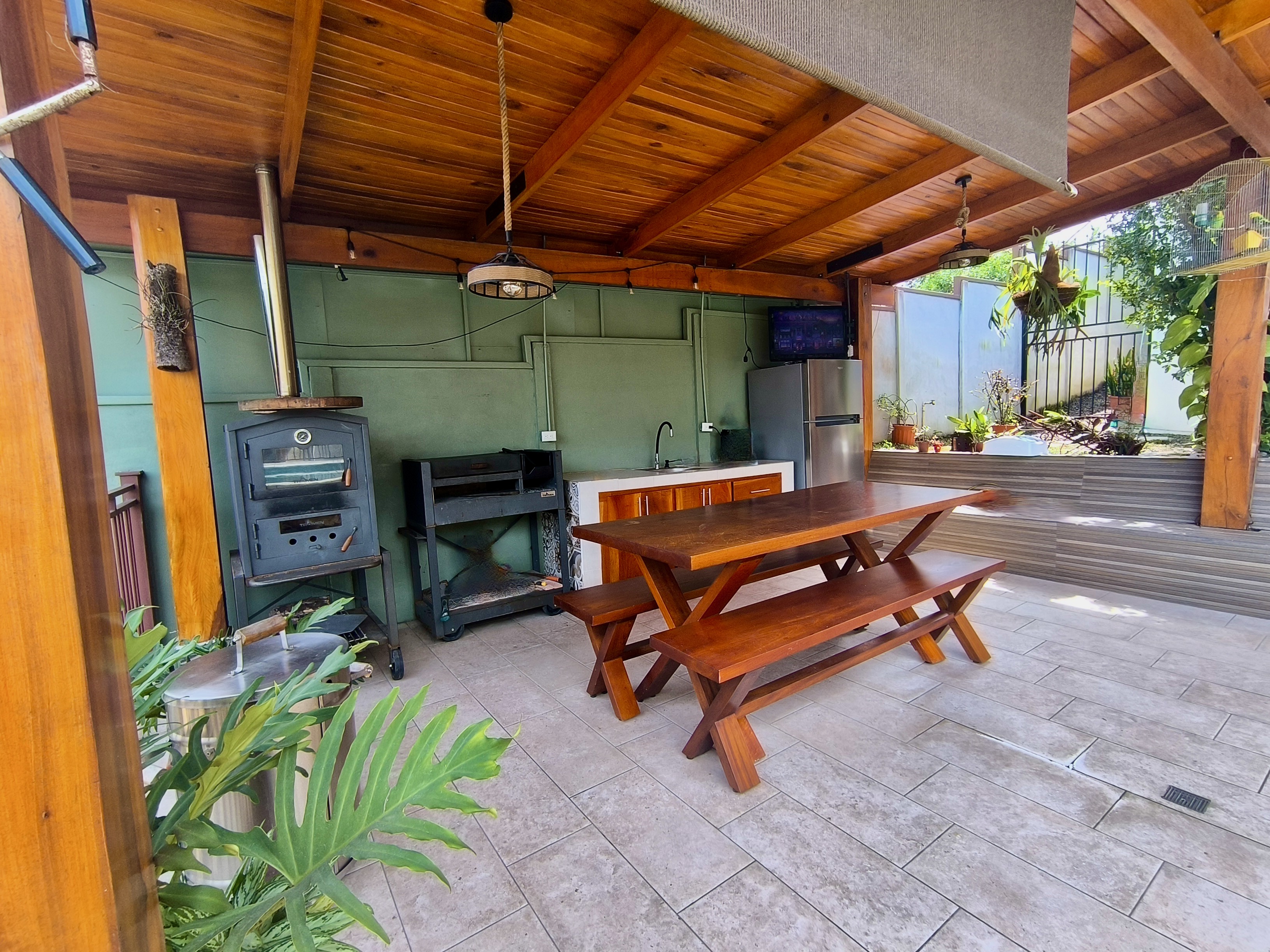 Atenas, Alajuela, CR, 4 Bedrooms Bedrooms, ,4 BathroomsBathrooms,Residential,For Sale,1687102