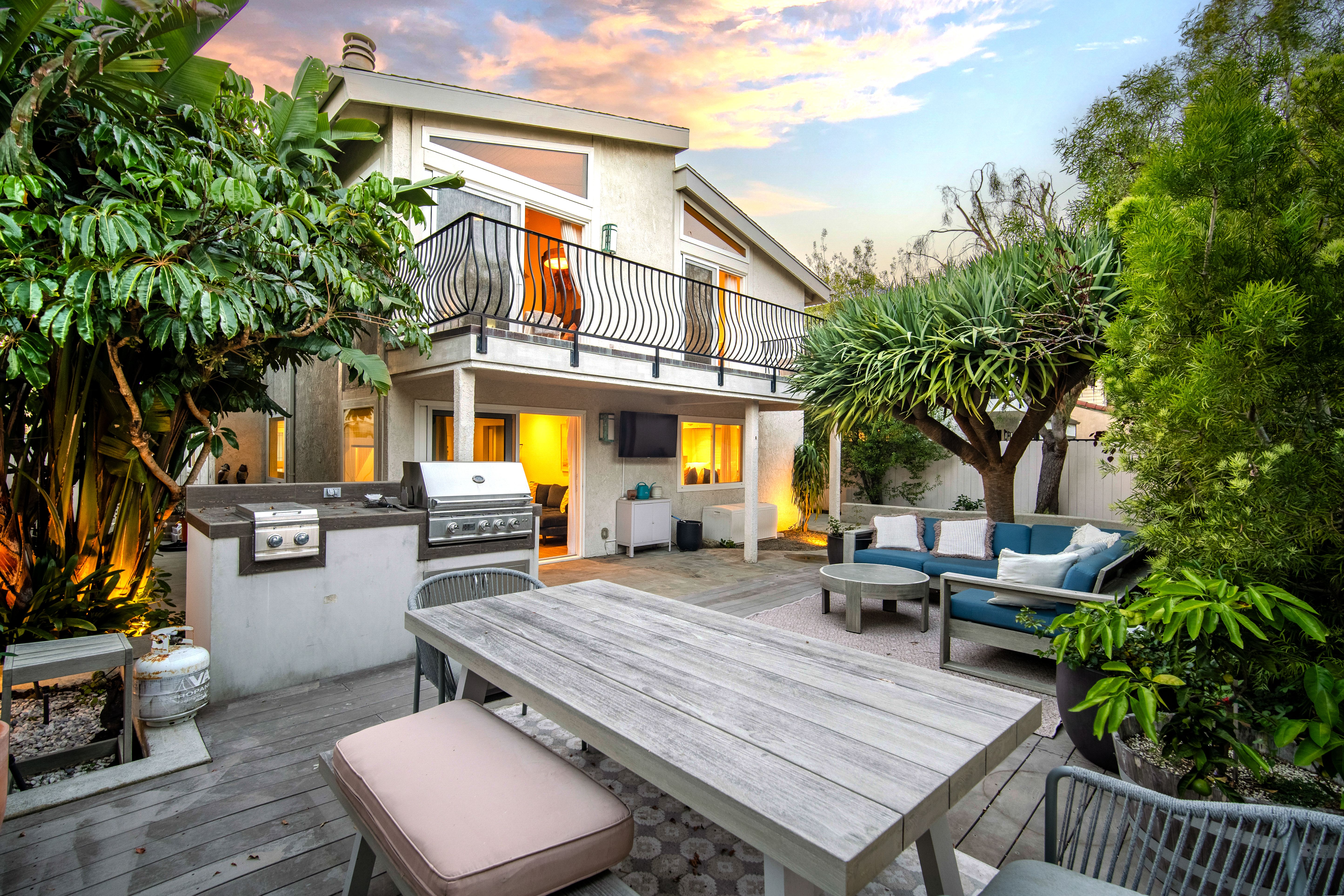  956 Tia Juana Street, Laguna Beach, CA 92651 - 物件實景