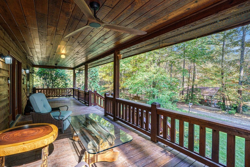 Blue Ridge, Georgia, 30513, United States, 3 Bedrooms Bedrooms, ,3 BathroomsBathrooms,Residential,For Sale,1969723