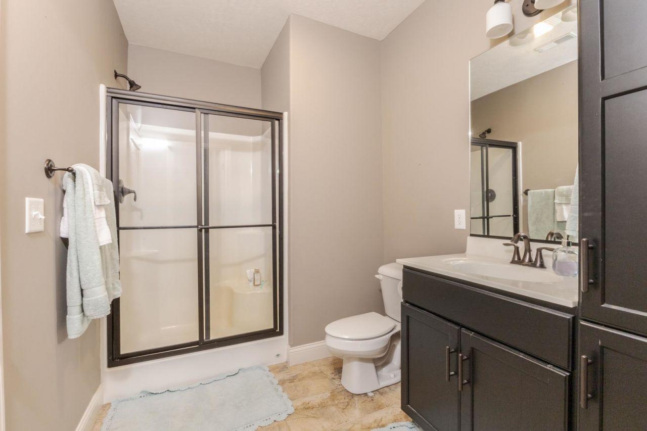 Bloomington, Illinois, 61705, United States, 5 Bedrooms Bedrooms, ,5 BathroomsBathrooms,Residential,For Sale,1817687