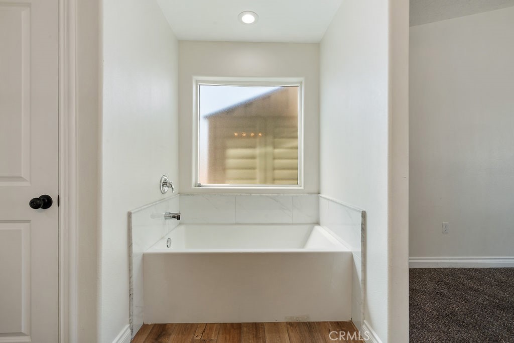 Hesperia, California, 92345, United States, 4 Bedrooms Bedrooms, ,3 BathroomsBathrooms,Residential,For Sale,1937064