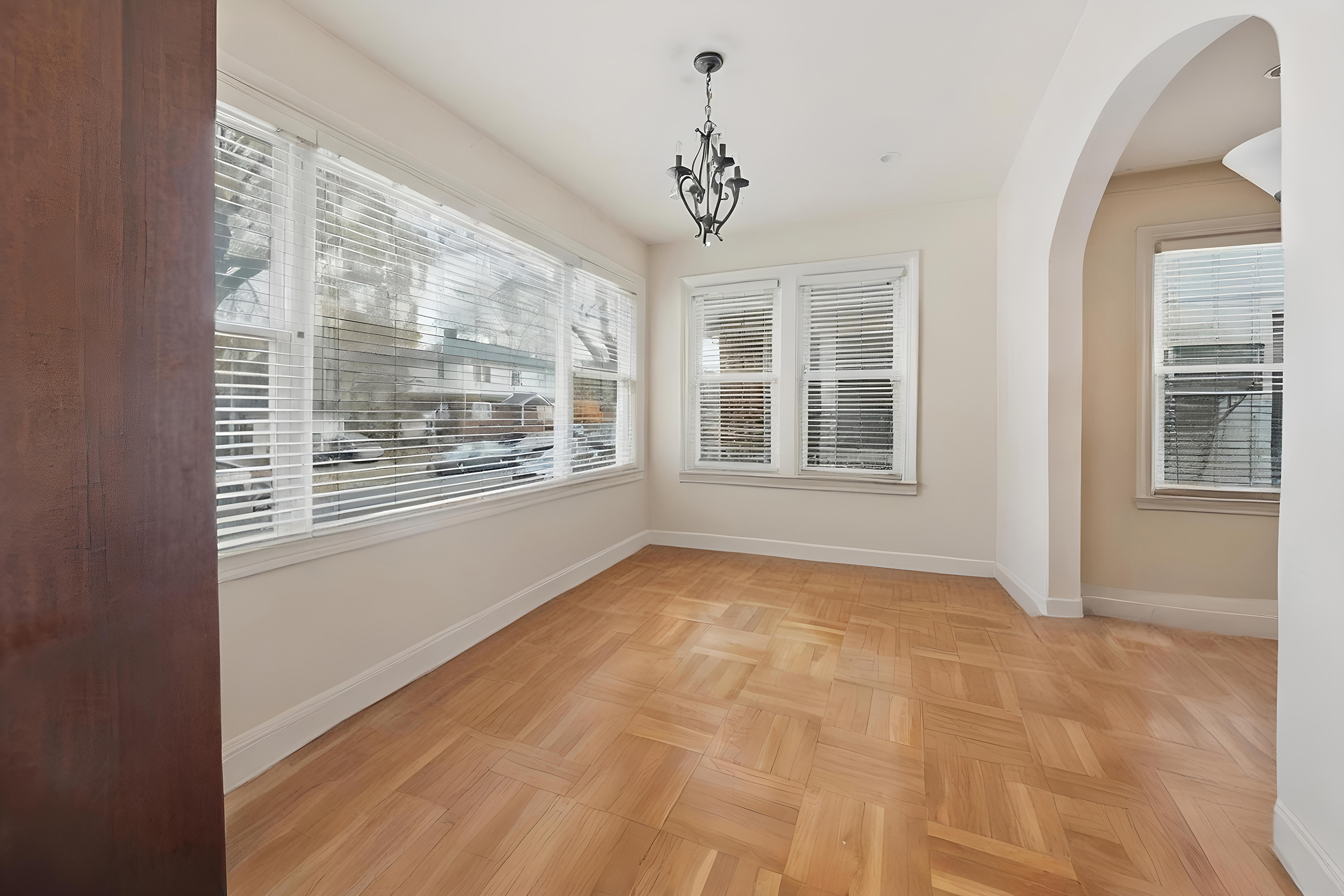 Brooklyn, New York, 11230, United States, 6 Bedrooms Bedrooms, ,5 BathroomsBathrooms,Residential,For Sale,2000315