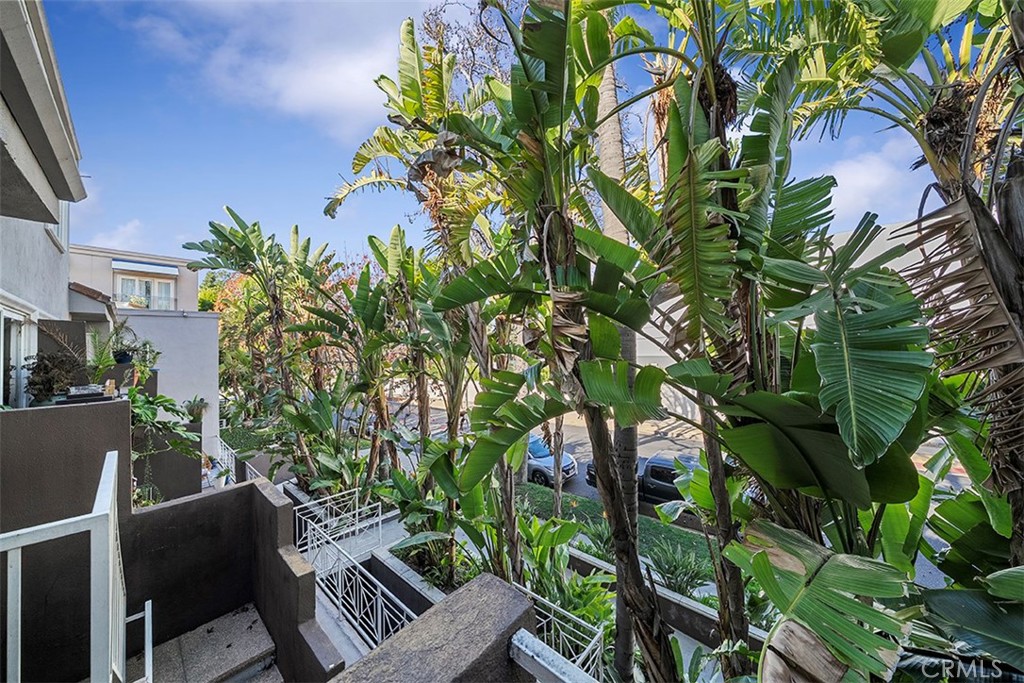 Burbank, California, 91505, United States, 1 Bedroom Bedrooms, ,1 BathroomBathrooms,Residential,For Sale,2009729