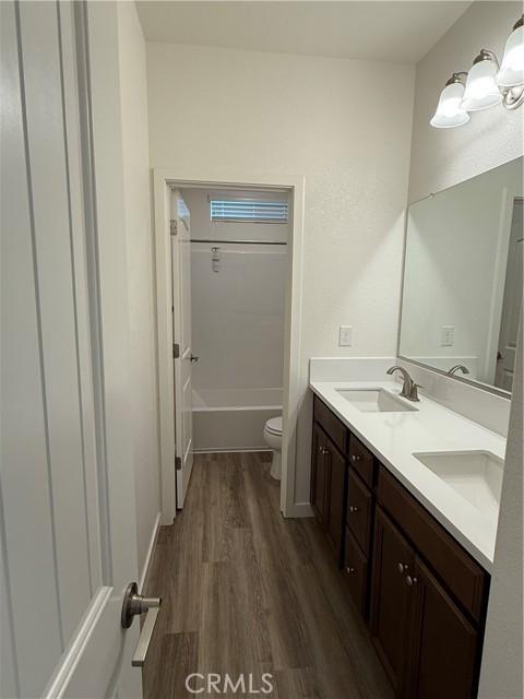 Los Banos, California, 93635, United States, 3 Bedrooms Bedrooms, ,2 BathroomsBathrooms,Residential,For Sale,1881481