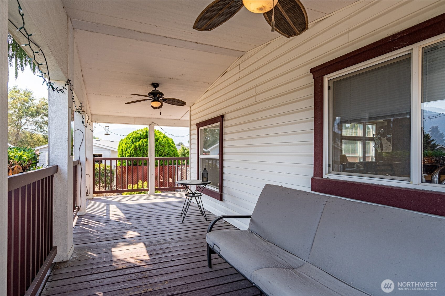 Manson, Washington, 98831, United States, 3 Bedrooms Bedrooms, ,2 BathroomsBathrooms,Residential,For Sale,1901379