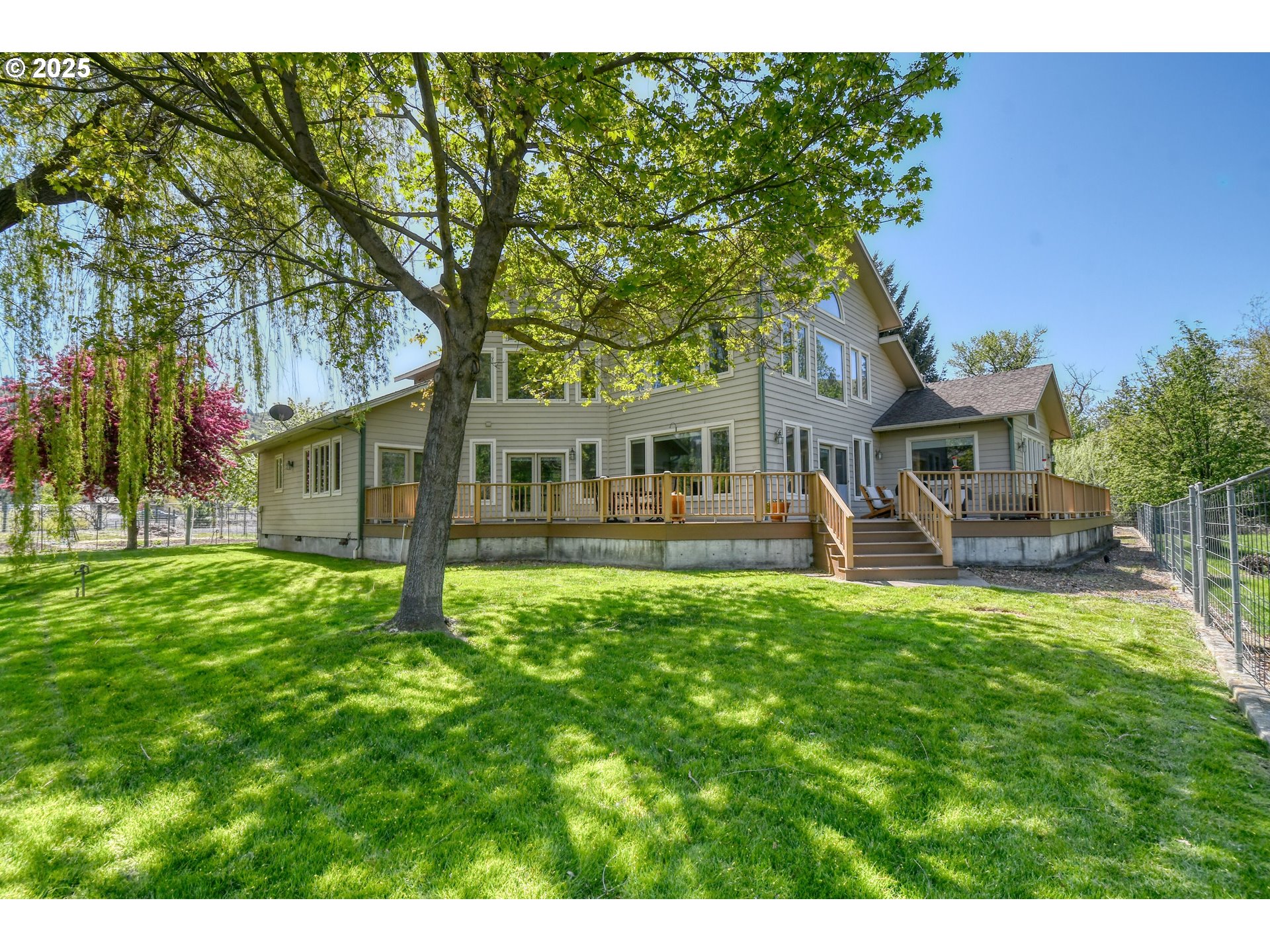Adams, Oregon, 97810, United States, 4 Bedrooms Bedrooms, ,3 BathroomsBathrooms,Residential,For Sale,1793219