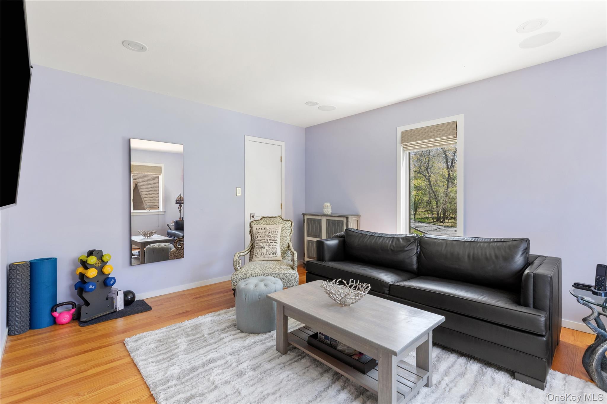 East Setauket, New York, 11733, United States, 5 Bedrooms Bedrooms, ,4 BathroomsBathrooms,Residential,For Sale,2048500