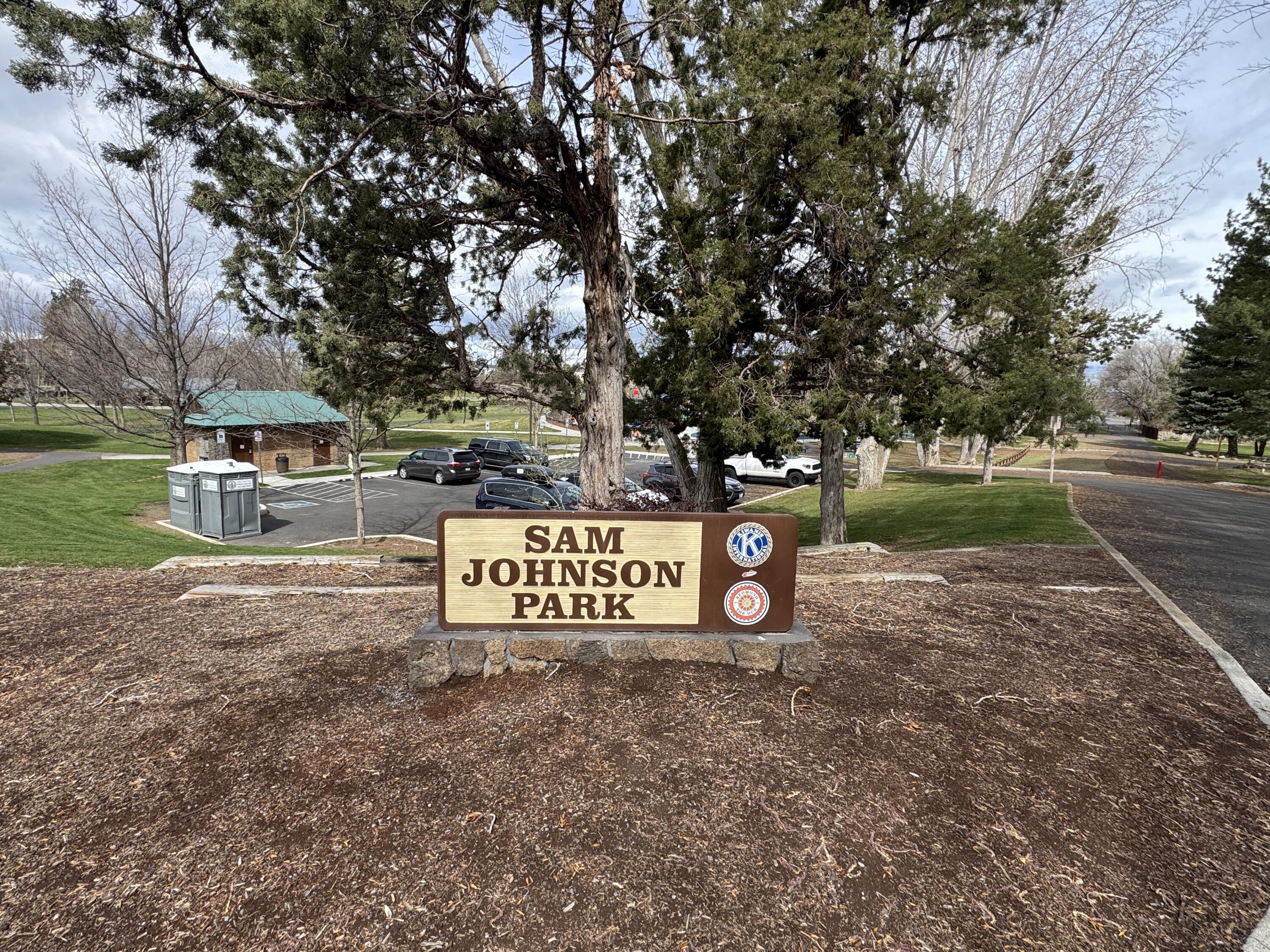 Redmond, Oregon, 97756, United States, 2 Bedrooms Bedrooms, ,1 BathroomBathrooms,Residential,For Sale,1937266