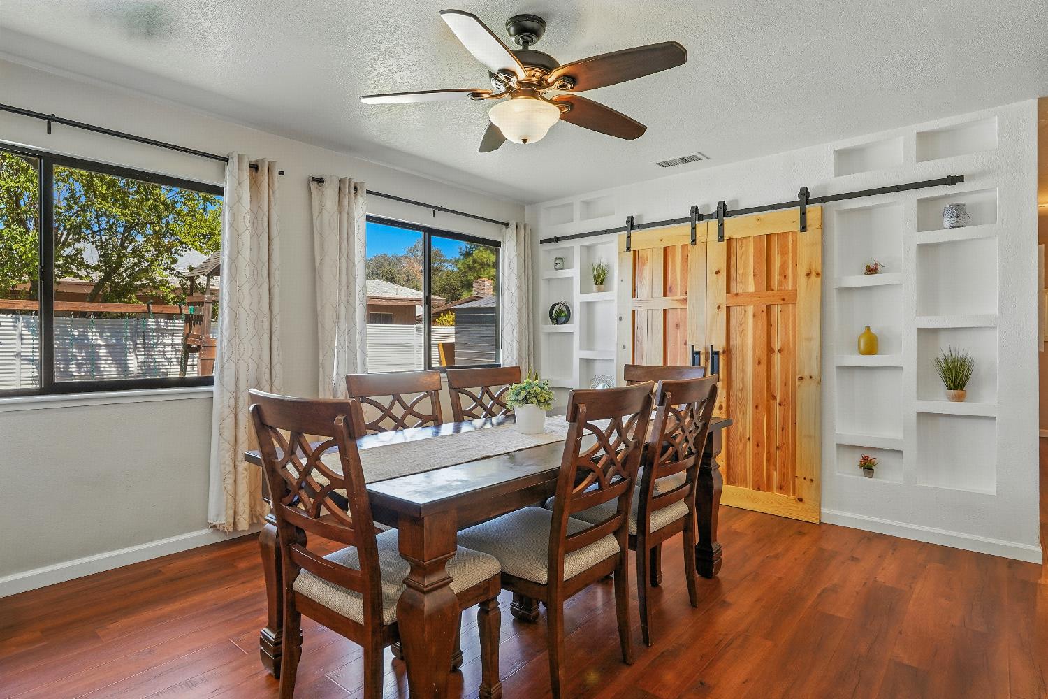 Sacramento, California, 95841, United States, 4 Bedrooms Bedrooms, ,2 BathroomsBathrooms,Residential,For Sale,1924634