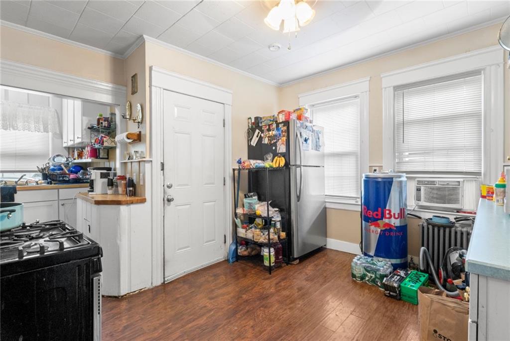 Cranston, Rhode Island, 02920, United States, 4 Bedrooms Bedrooms, ,2 BathroomsBathrooms,Residential,For Sale,2006438