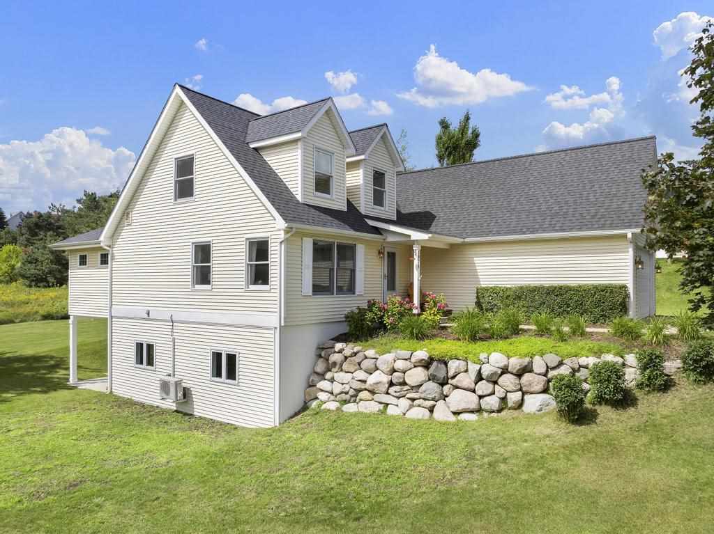Petoskey, Michigan, 49770, United States, 4 Bedrooms Bedrooms, ,3 BathroomsBathrooms,Residential,For Sale,1932597