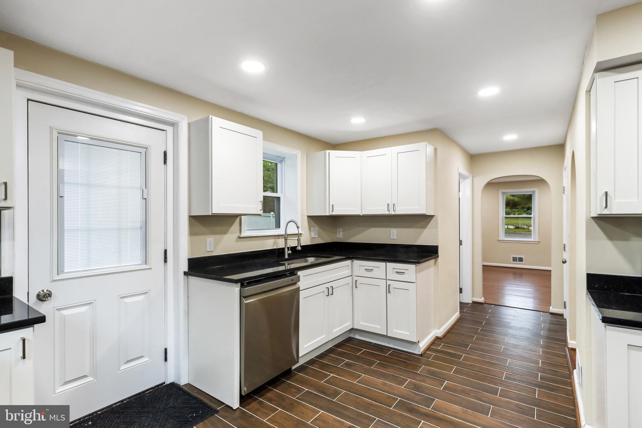 Glen Burnie, Maryland, 21061, United States, 4 Bedrooms Bedrooms, ,4 BathroomsBathrooms,Residential,For Sale,1900574