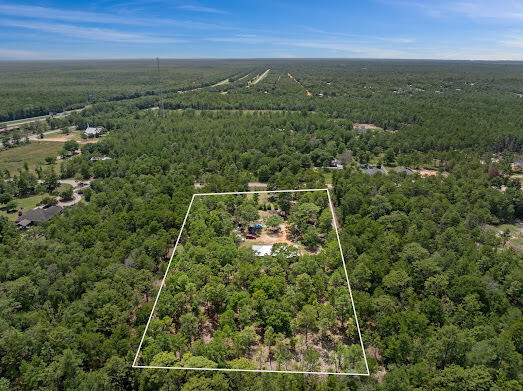 DeFuniak Springs, Florida, 32433, United States, 4 Bedrooms Bedrooms, ,2 BathroomsBathrooms,Residential,For Sale,1839229