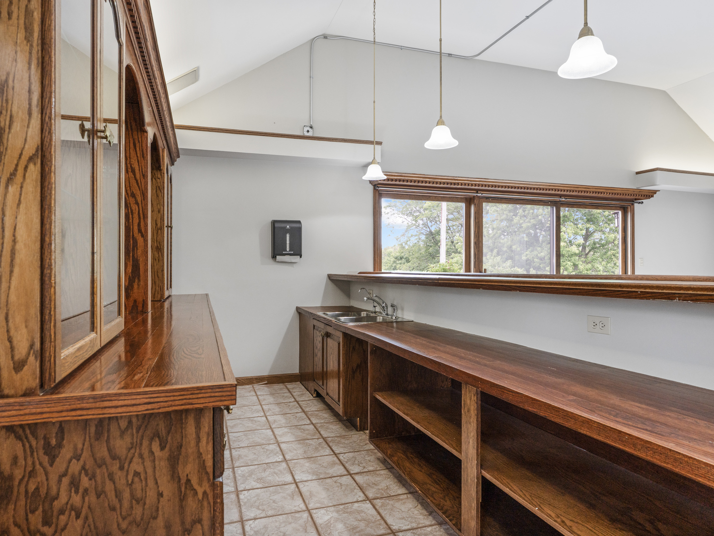 Frankfort, Illinois, 60423, United States, 8 Bedrooms Bedrooms, ,7 BathroomsBathrooms,Residential,For Sale,1911769