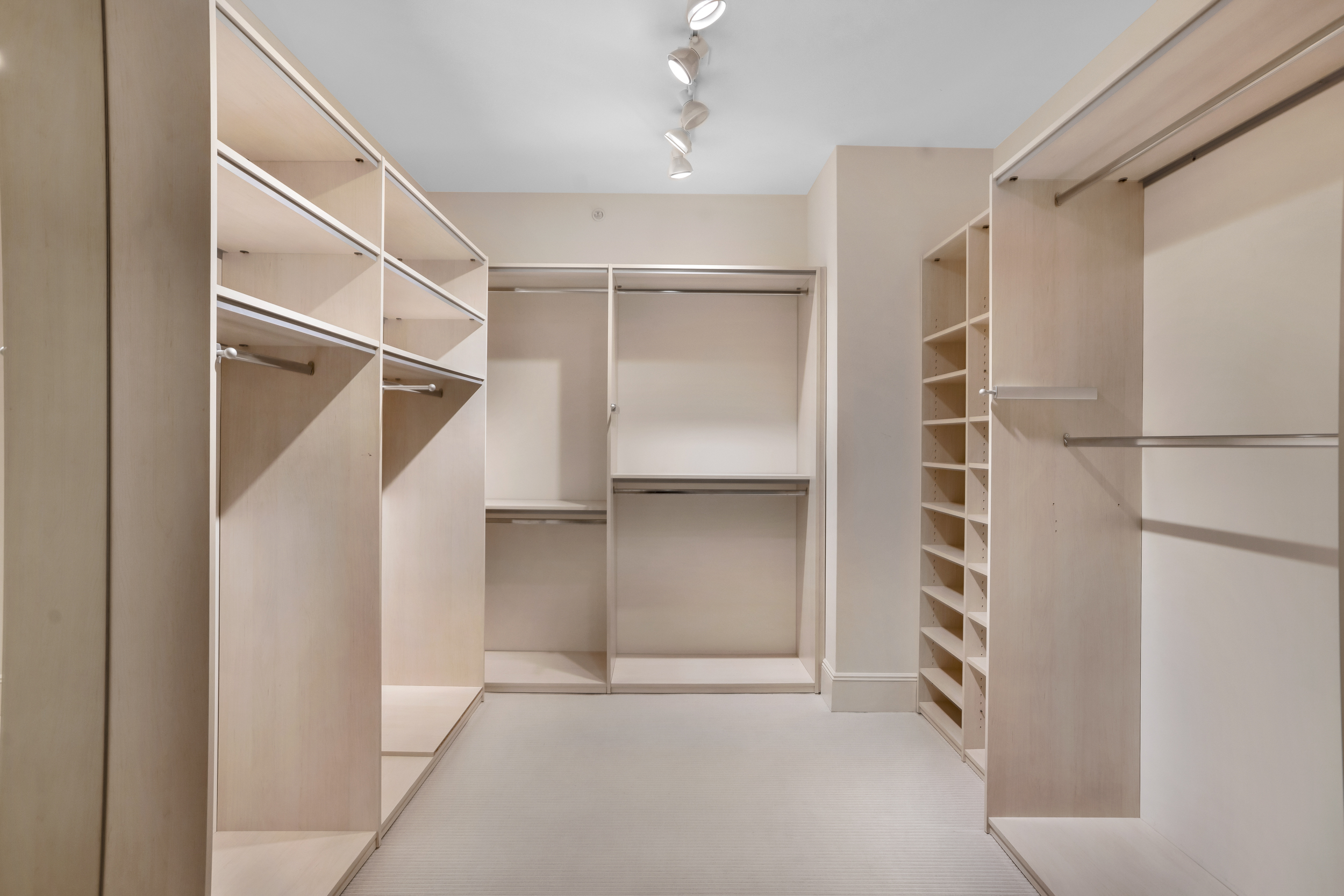  20155 NE 38th Ct, Aventura, FL, 33180 - 物件實景
