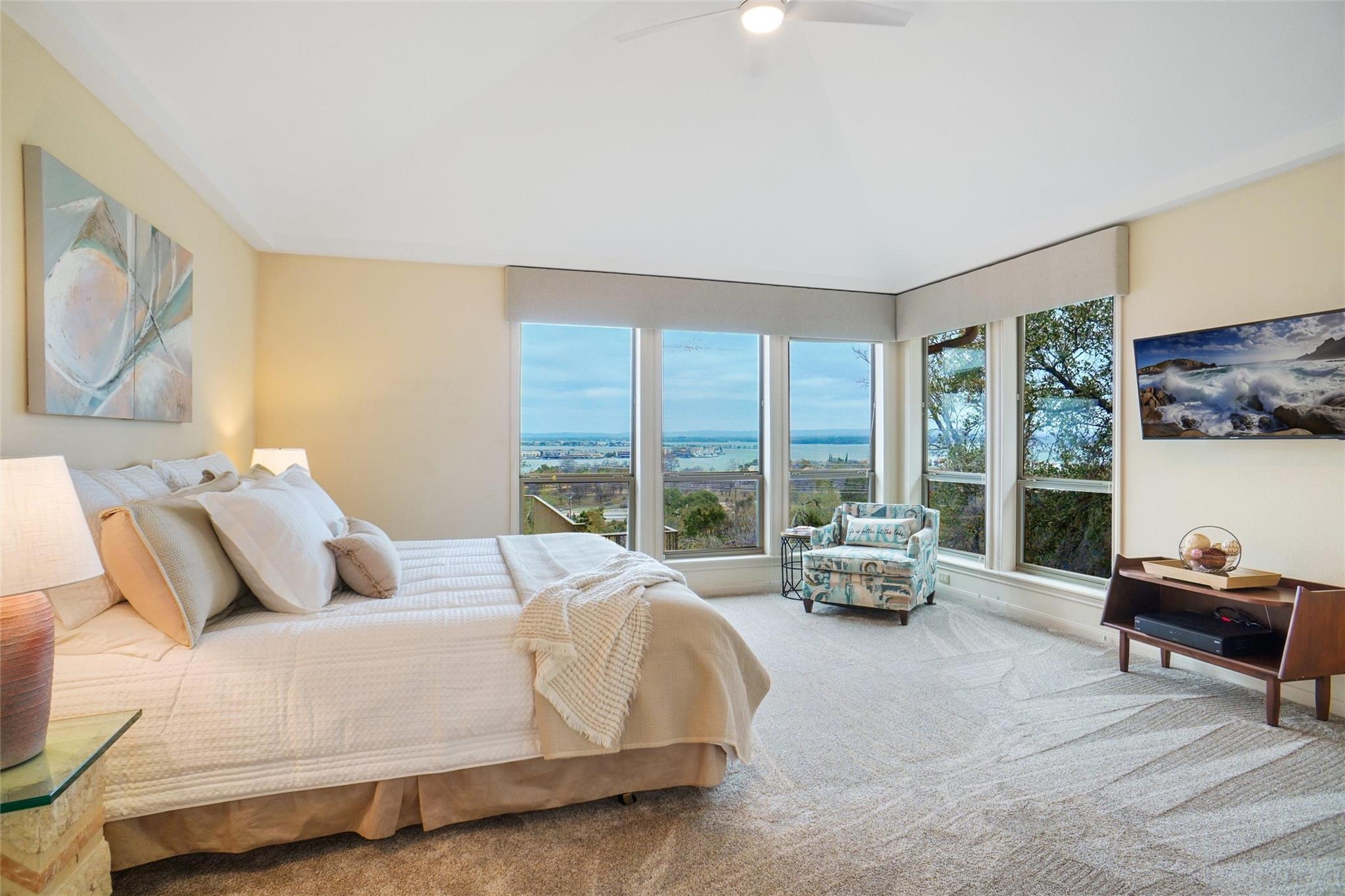 Horseshoe Bay, Texas, 78657, United States, 4 Bedrooms Bedrooms, ,4 BathroomsBathrooms,Residential,For Sale,1975051