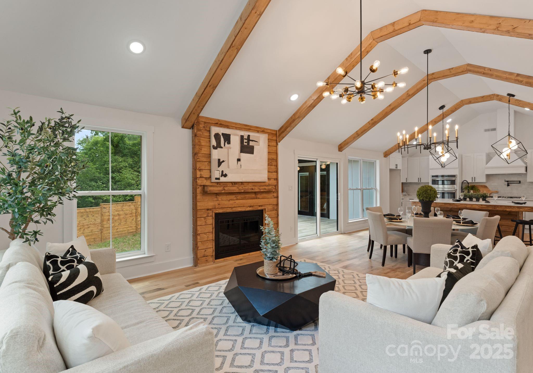 Charlotte, North Carolina, 28226, United States, 6 Bedrooms Bedrooms, ,5 BathroomsBathrooms,Residential,For Sale,1901811
