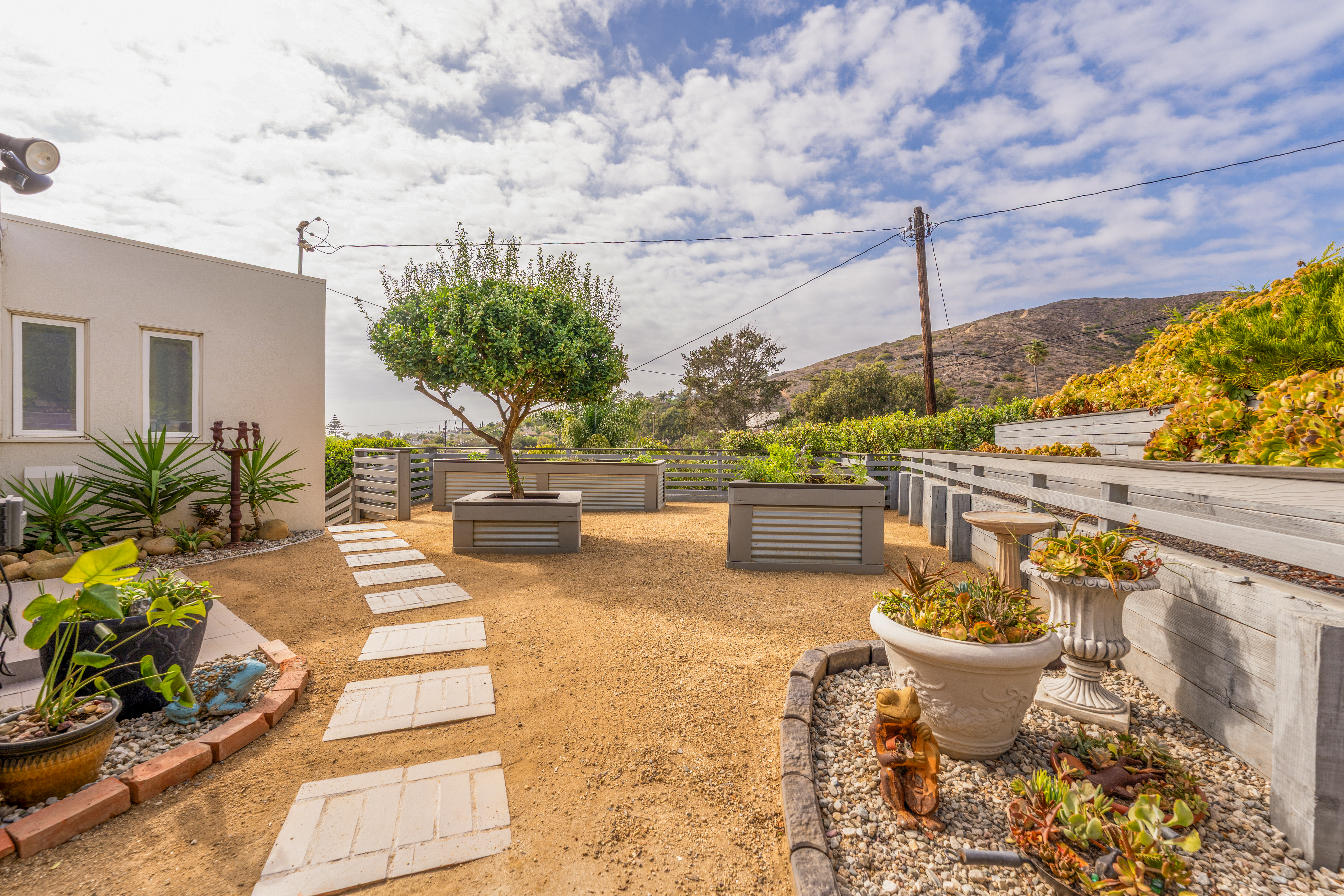 2897 Grove Street, Ventura, CA 93003 - 物件實景