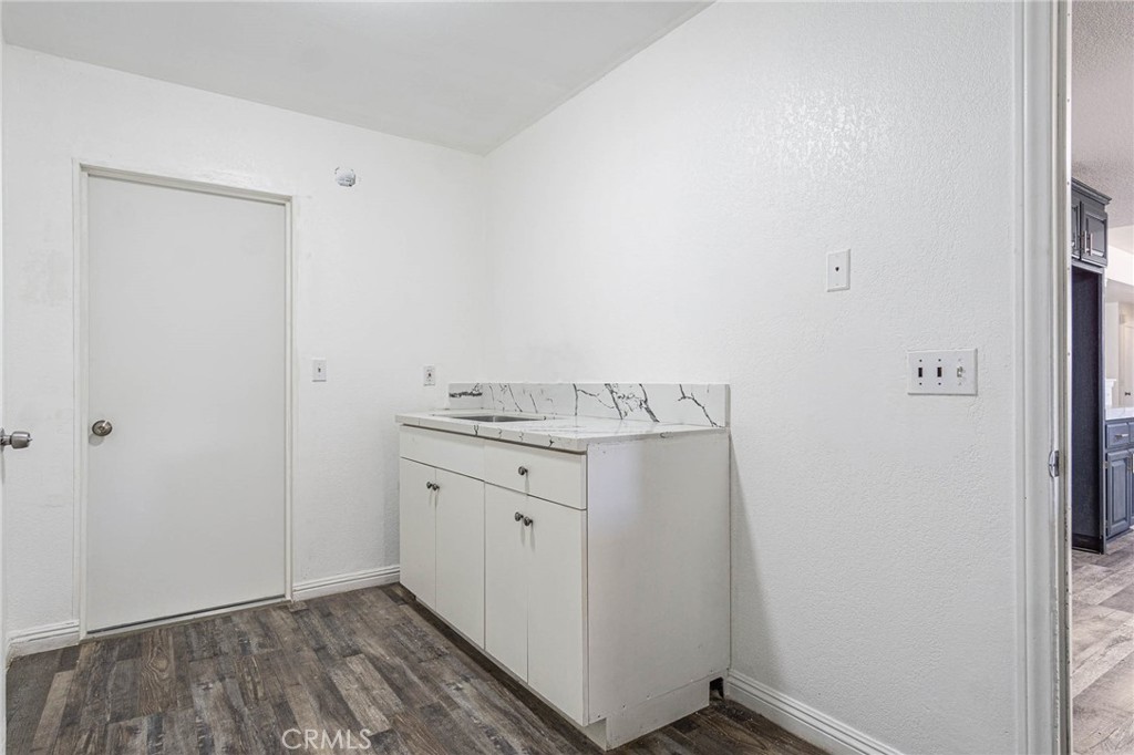 Apple Valley, California, 92308, United States, 4 Bedrooms Bedrooms, ,3 BathroomsBathrooms,Residential,For Sale,2038971