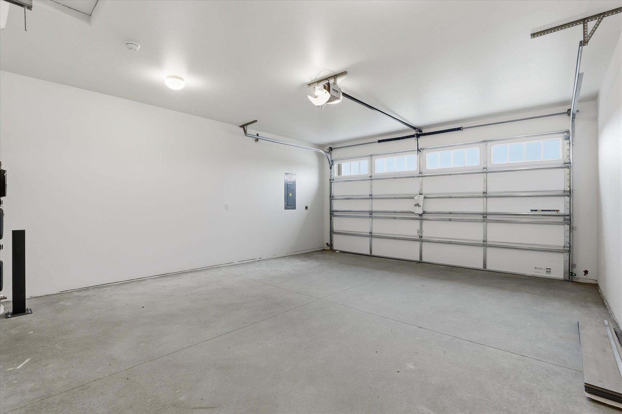 Deer Park, Washington, 99006, United States, 3 Bedrooms Bedrooms, ,2 BathroomsBathrooms,Residential,For Sale,1992798