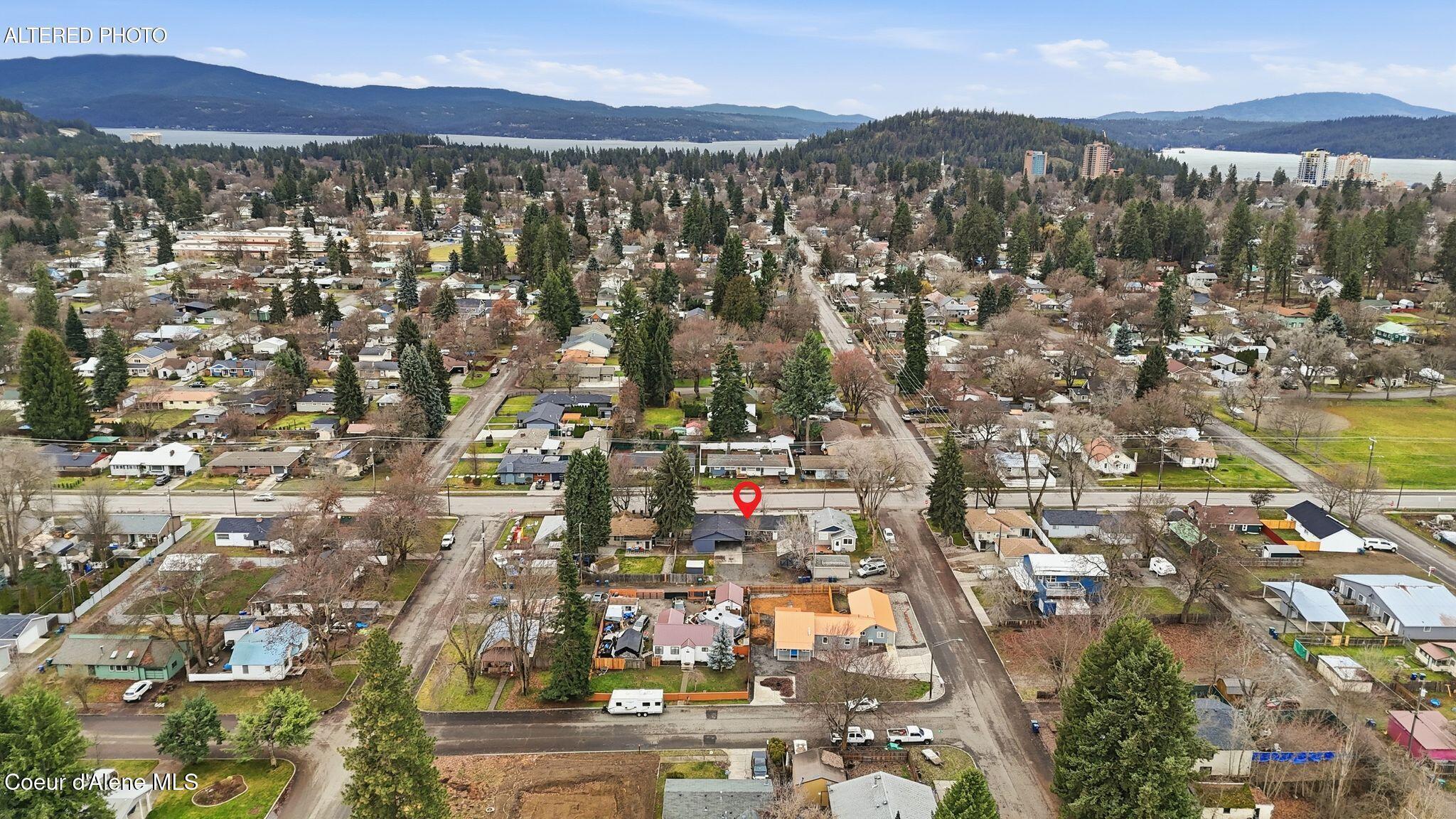 Coeur d'Alene, Idaho, 83814, United States, ,Residential,For Sale,2033062