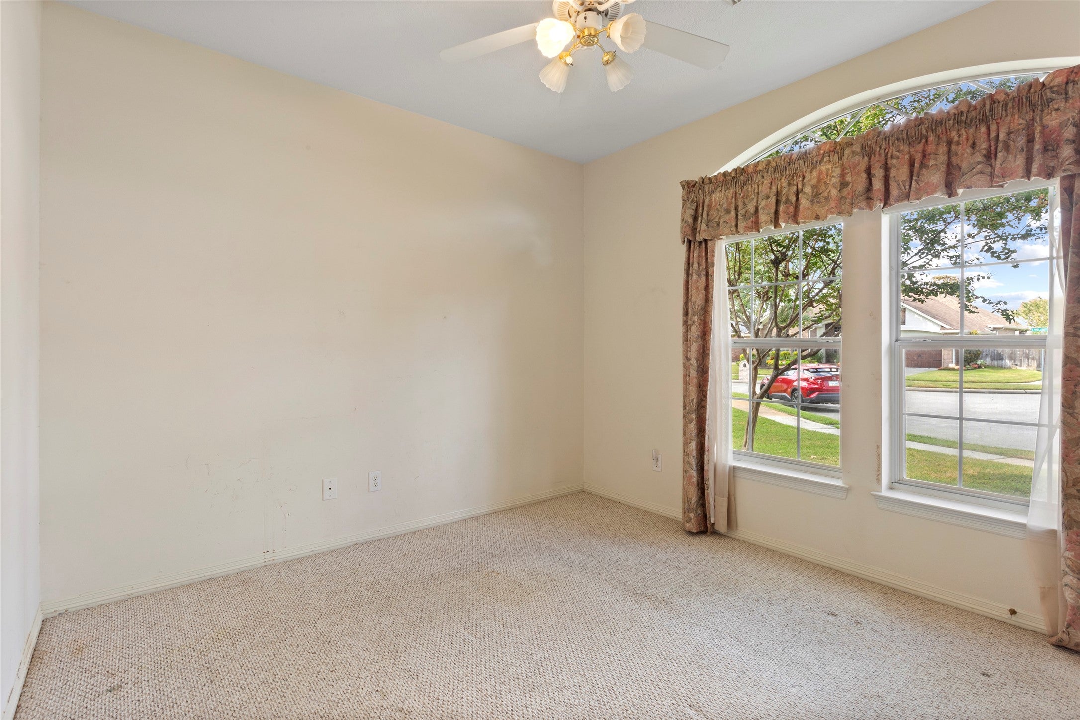 Houston, Texas, 77055, United States, 3 Bedrooms Bedrooms, ,2 BathroomsBathrooms,Residential,For Sale,1923474