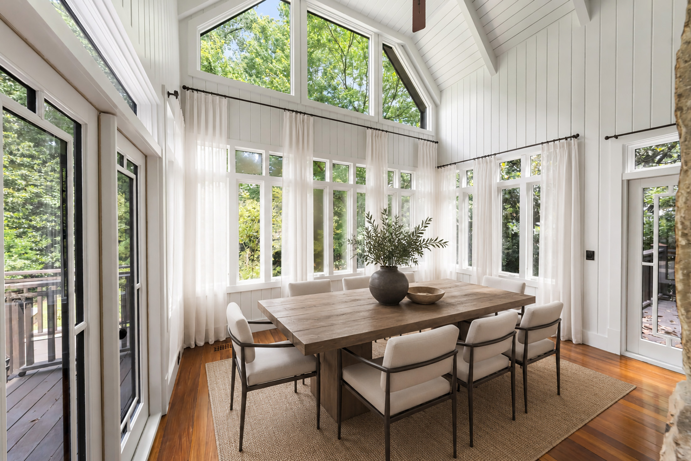  Private Estate for Multigenerational Living - Directly Across from Chastain Park - 物件實景