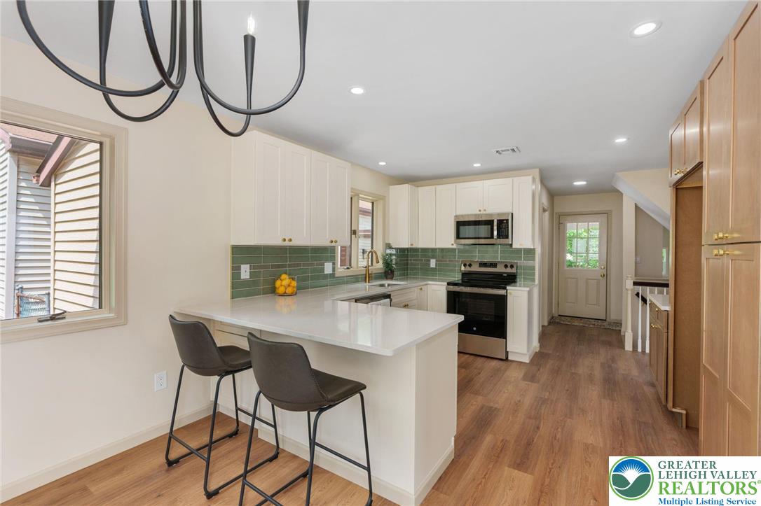 Washington Twp, Pennsylvania, 18080, United States, 3 Bedrooms Bedrooms, ,3 BathroomsBathrooms,Residential,For Sale,1984610