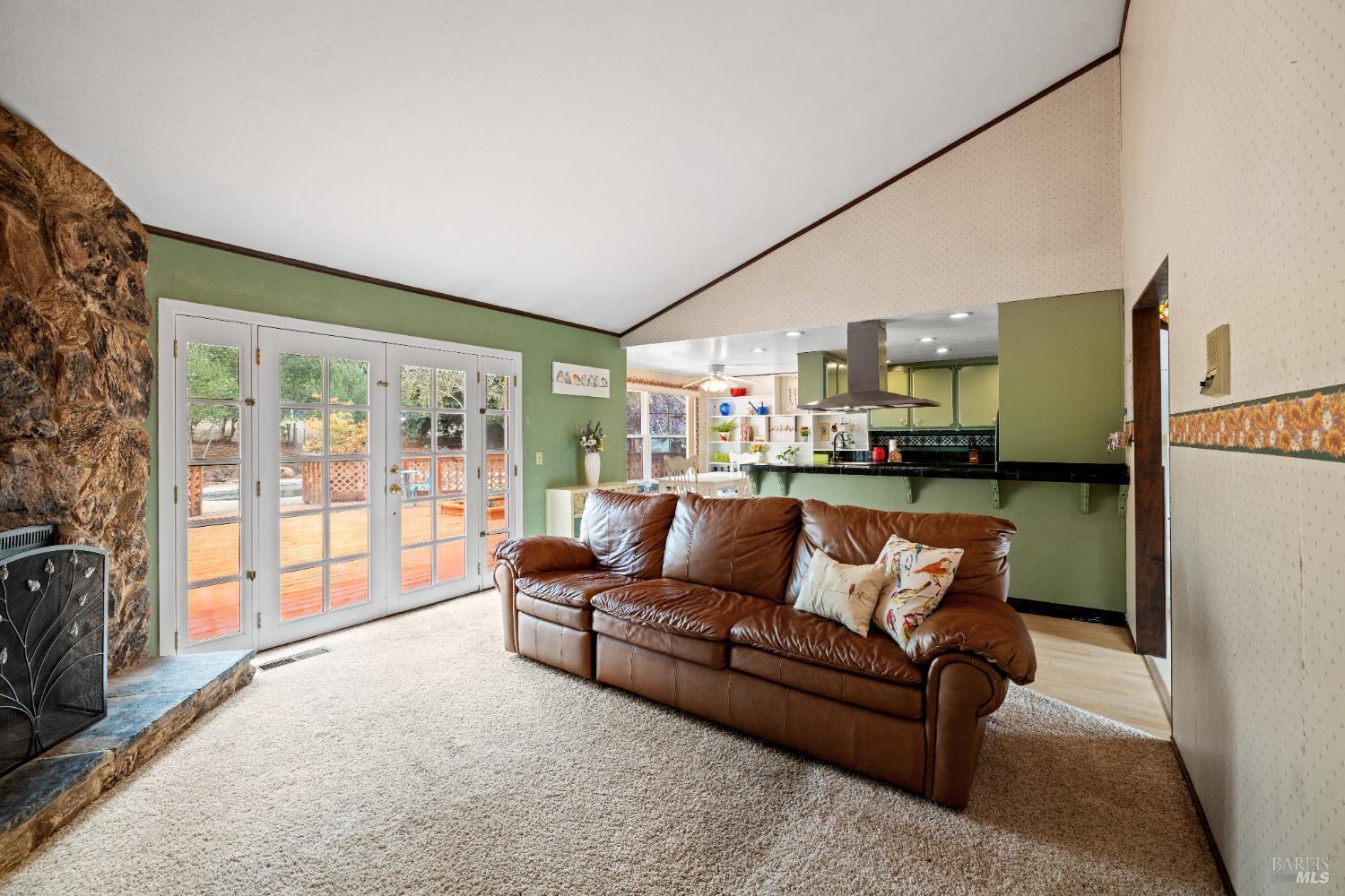 Petaluma, California, 94952, United States, 4 Bedrooms Bedrooms, ,2 BathroomsBathrooms,Residential,For Sale,1974511