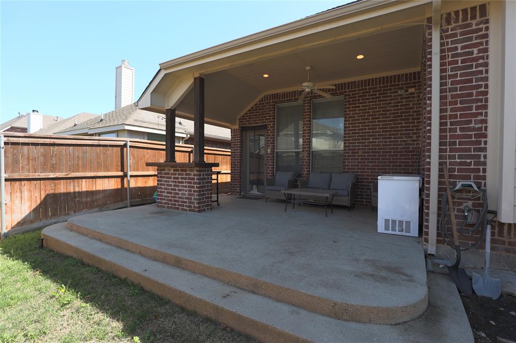 Euless, Texas, 76039, United States, 4 Bedrooms Bedrooms, ,3 BathroomsBathrooms,Residential,For Sale,2033775