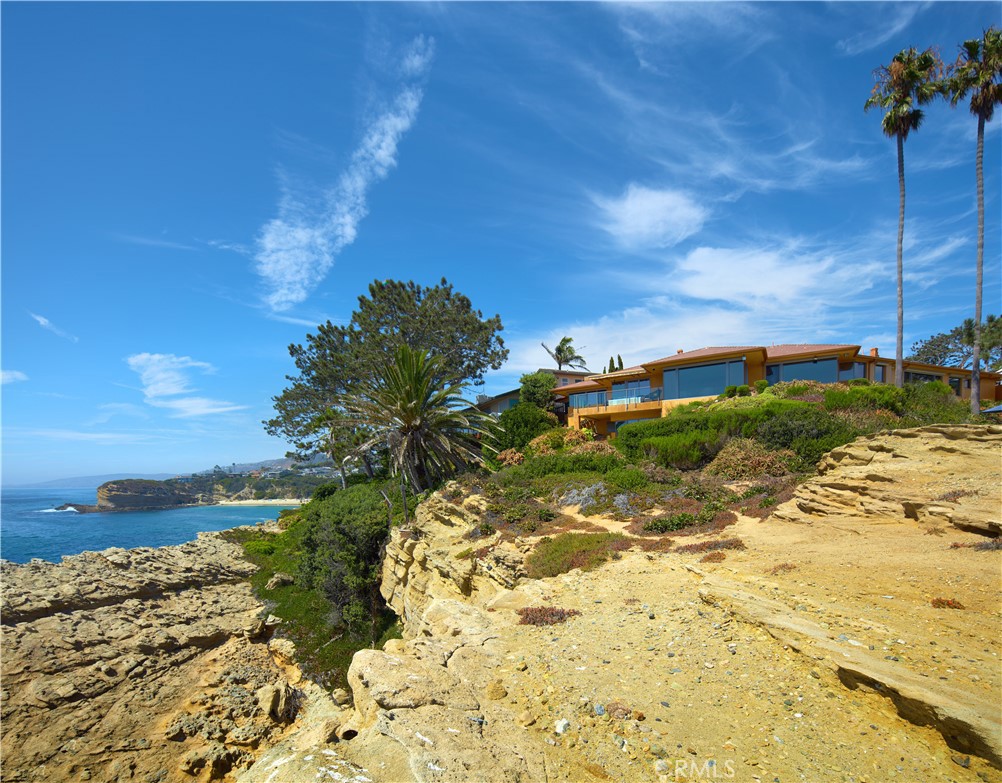 111 S La Senda Drive, Laguna Beach, California, 92651, United States, 4 Bedrooms Bedrooms, ,7 BathroomsBathrooms,Residential,For Sale,111 S La Senda Drive,1625085