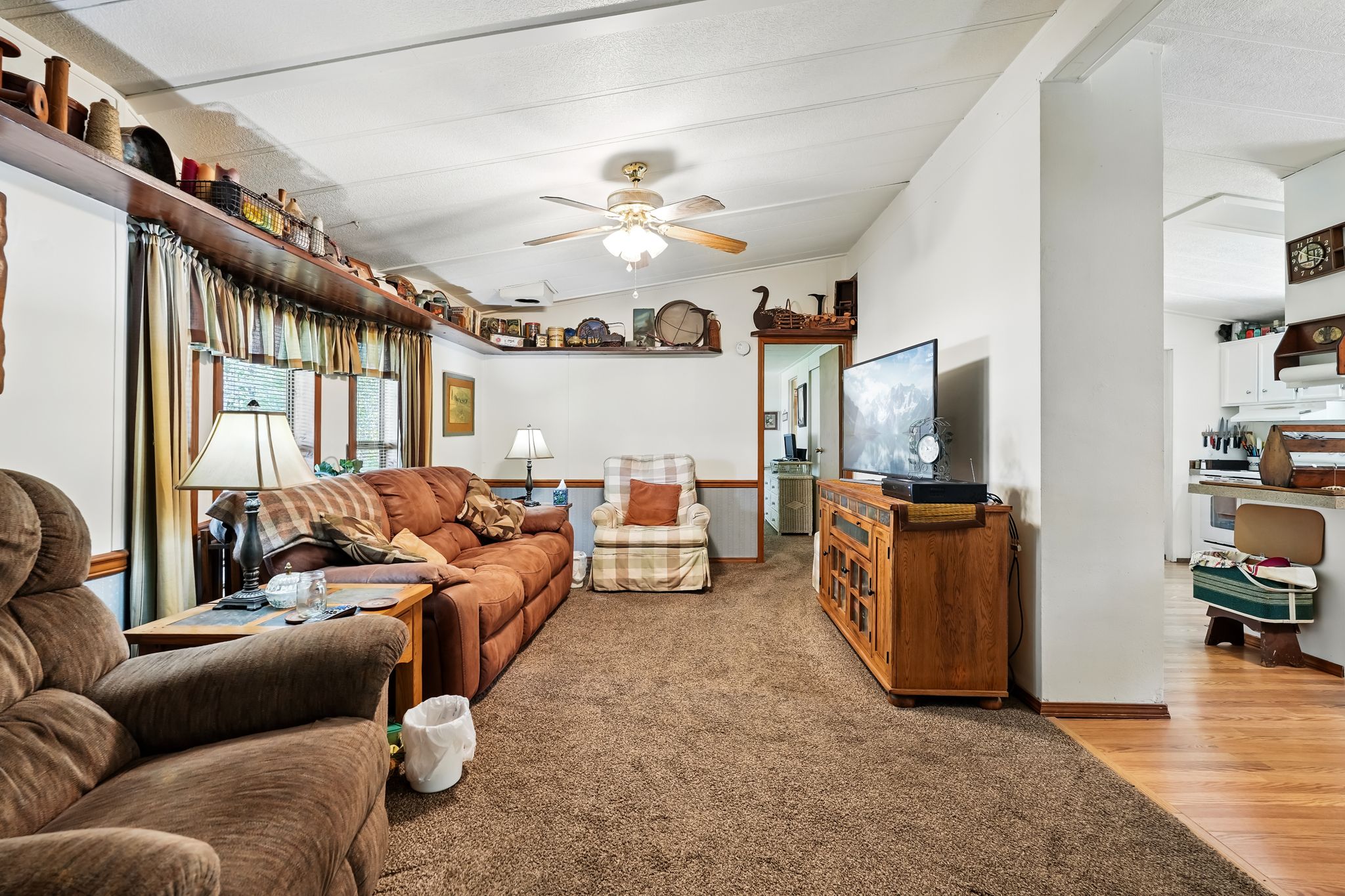 Sagle, Idaho, 83860, United States, 4 Bedrooms Bedrooms, ,2 BathroomsBathrooms,Residential,For Sale,1931932