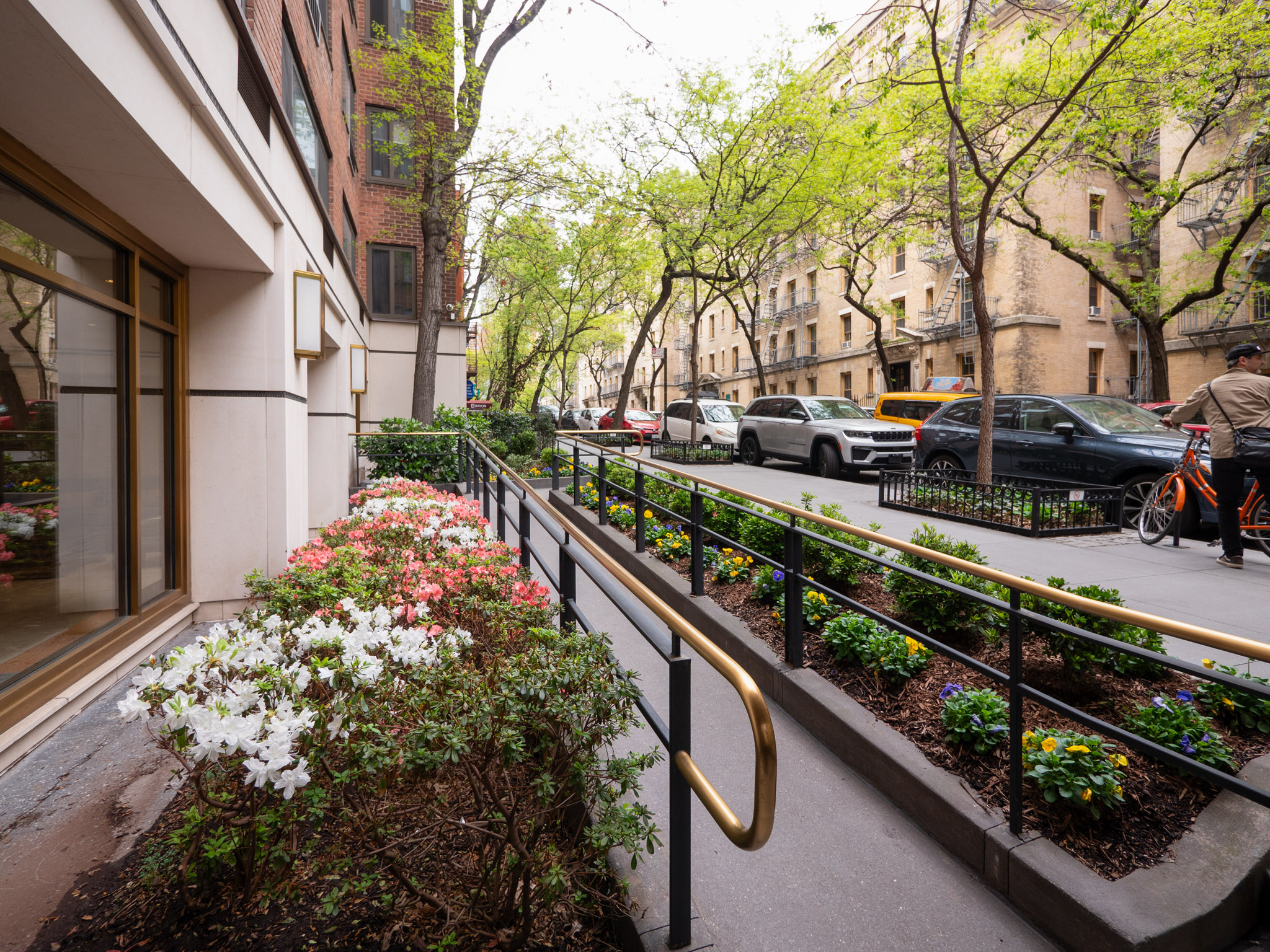  420 East 64th Street - 物件實景